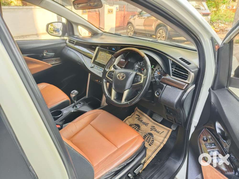 Toyota Innova Crysta 2.8z Automatic, 2017, Diesel