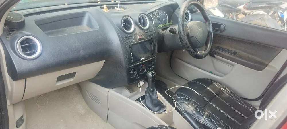 Ford Fiesta 2007 Petrol 130000 Km Driven