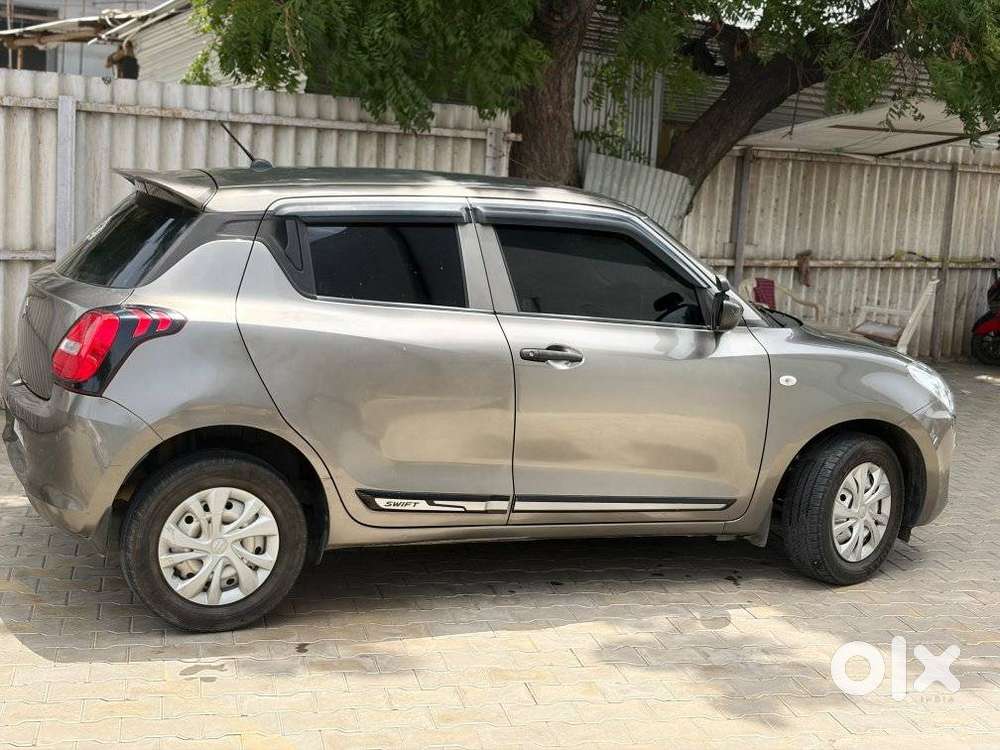 Maruti Suzuki Swift 1.2 Lxi (o), 2020, Petrol
