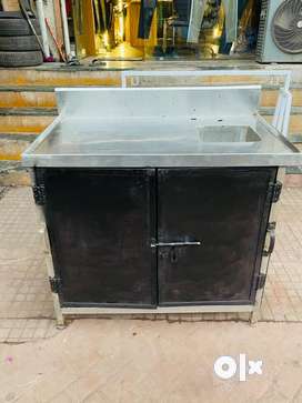 Stainless steel deals kitchen table olx