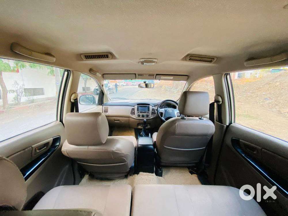 Toyota Innova 2.5 G (diesel) 7 Seater, 2015, Diesel