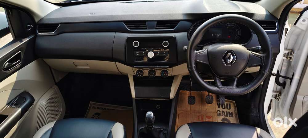 Renault Triber Rxl, 2022, Petrol