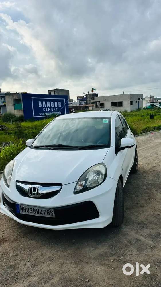 Honda Brio Petrol Mt 2015