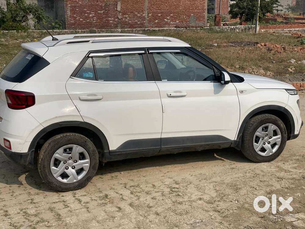 Central Lock,touch Screen Sound System,all Tyre New Condition