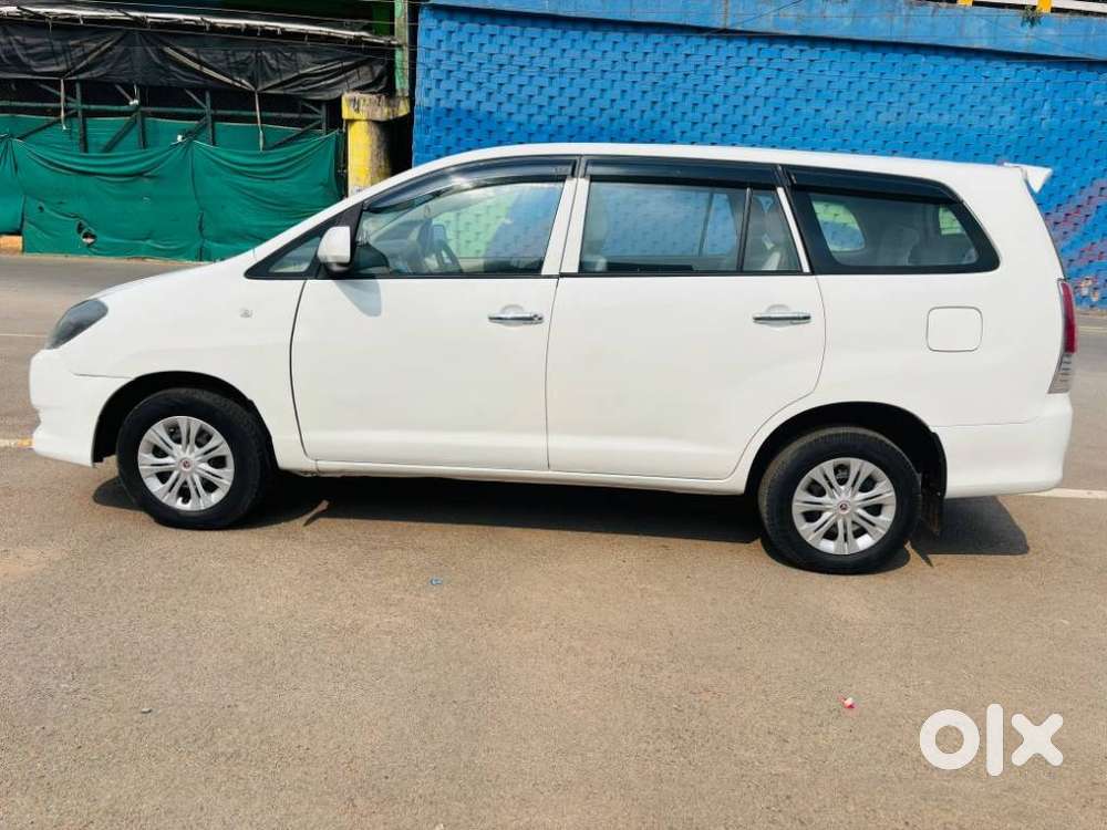 Toyota Innova 2.5 G4 Diesel 7-seater, 2010, Diesel