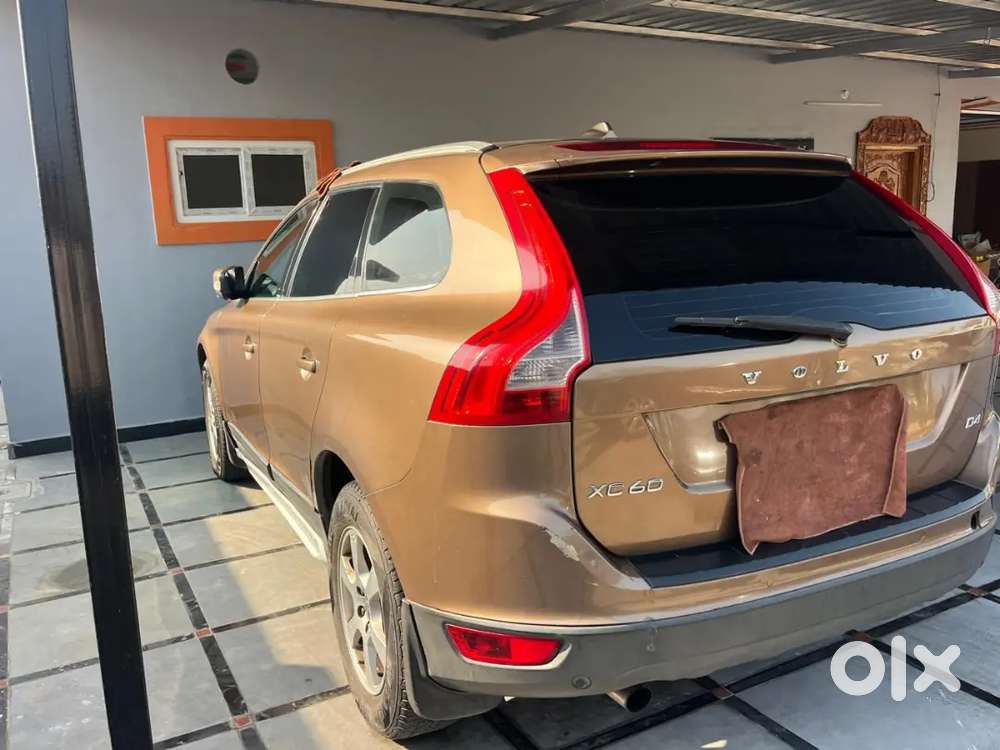 2012 Model Xc60 D4 Automatic Diesel  Reading 148000 Good Condition