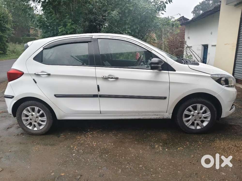 Tata Tiago Xz Opt 2018 Year