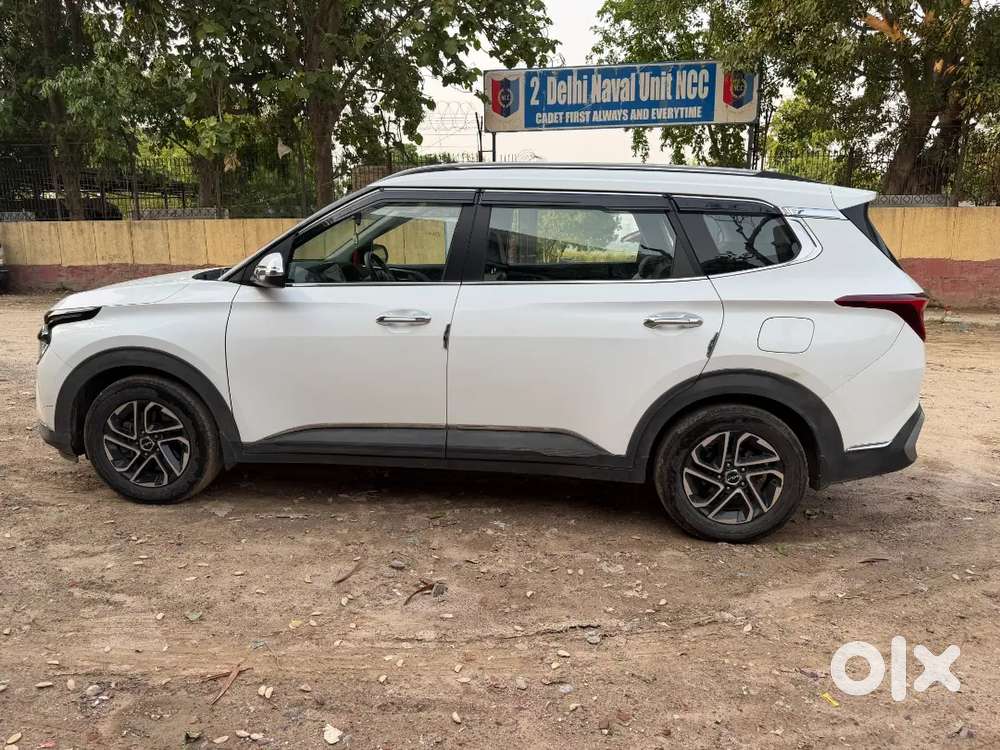 Kia Carens 1.5 Turbo Petrol Dct(automatic)