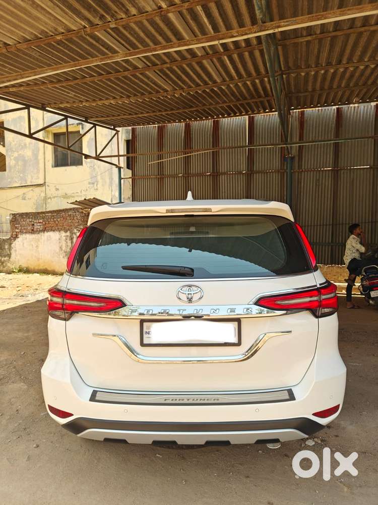 Toyota Fortuner 4x2 Mt 2.8 Diesel, 2024