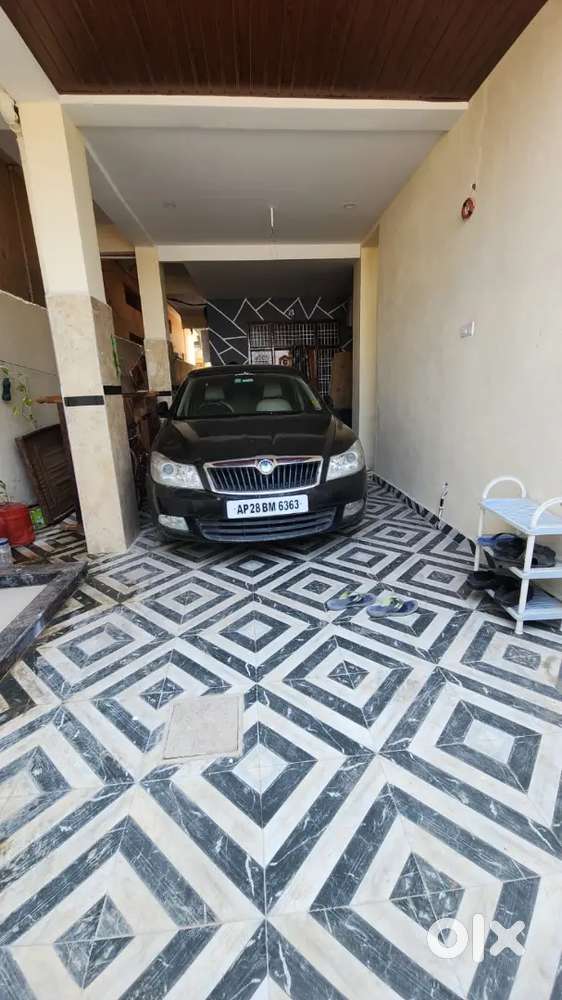 Skoda Laura 2009 Diesel 220000 Km Driven Automatic