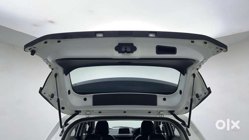 Tata Nexon 1.2 Revotron Xma Amt, 2024, Petrol