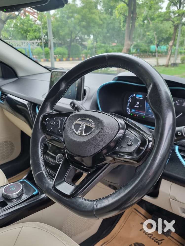 Tata Nexon Ev Xz Plus Lux, 2025, Electric