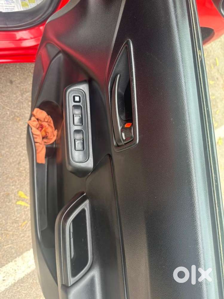 Maruti Suzuki Swift 2019 Petrol Well Maintained