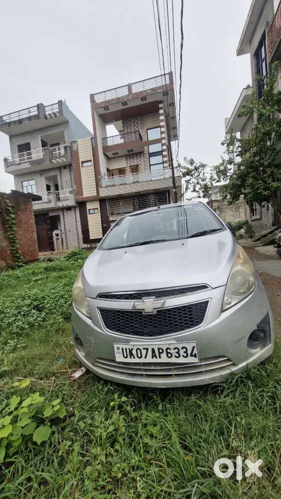 Chevrolet Beat Petrol 2012