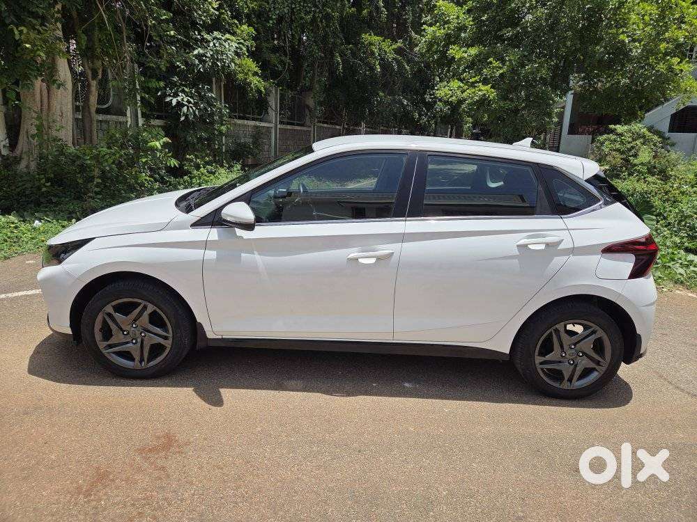 Hyundai New I20 1.2 Sportz Ivt, 2023, Petrol
