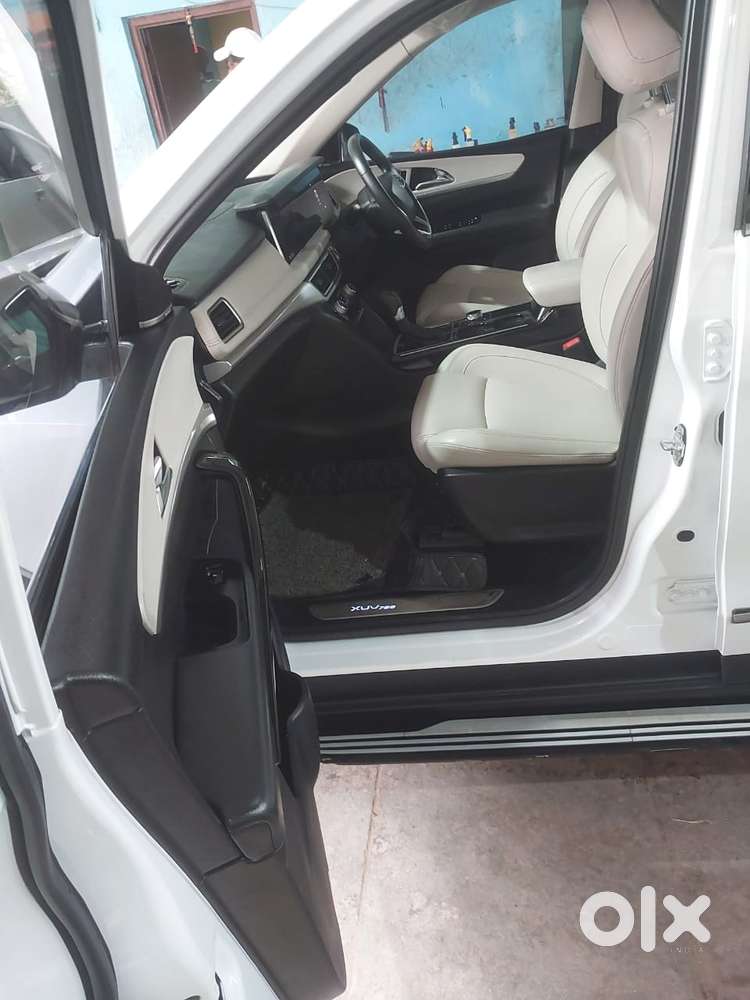 Mahindra Xuv700 2.2 Ax 7 Diesel At Luxury Pack Str, 2023, Diesel