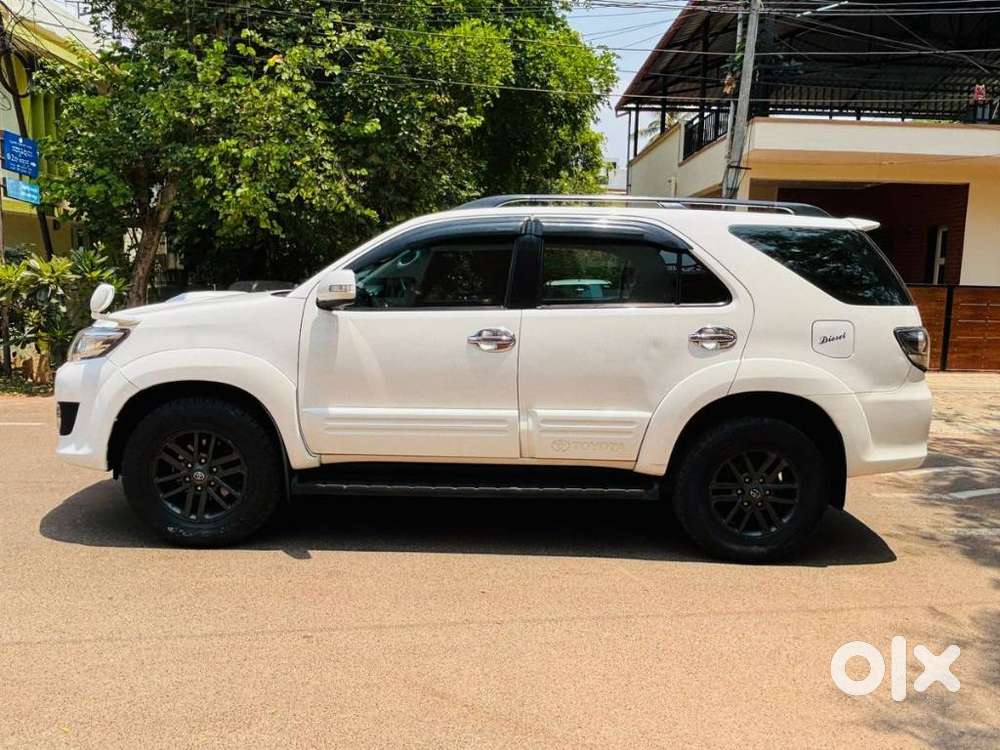 Toyota Fortuner 3.0 4x4 Manual, 2015, Diesel