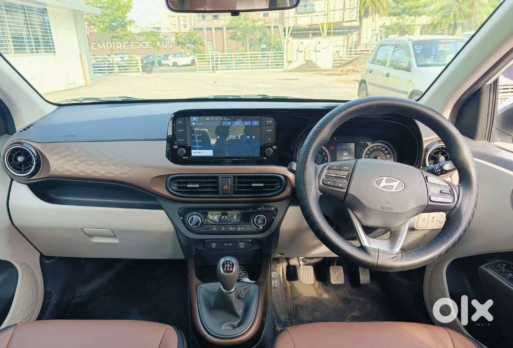Hyundai Aura 1.2 Sx Cng, 2025, Cng & Hybrids