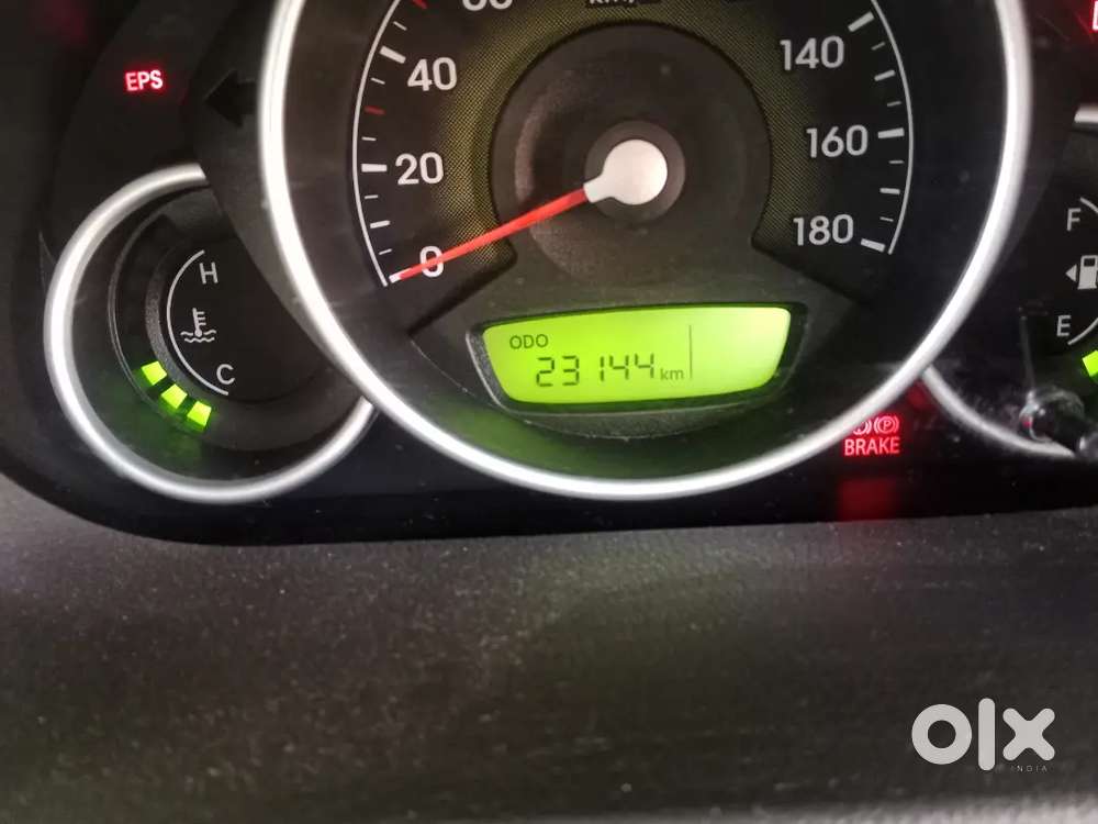 Hyundai Eon Magna+ 2015 Petrol Manual