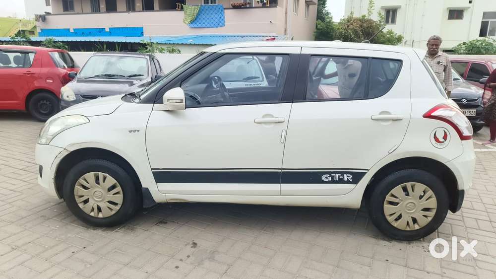 Maruti Suzuki Swift 1.2 Vxi (o), 2011, Petrol