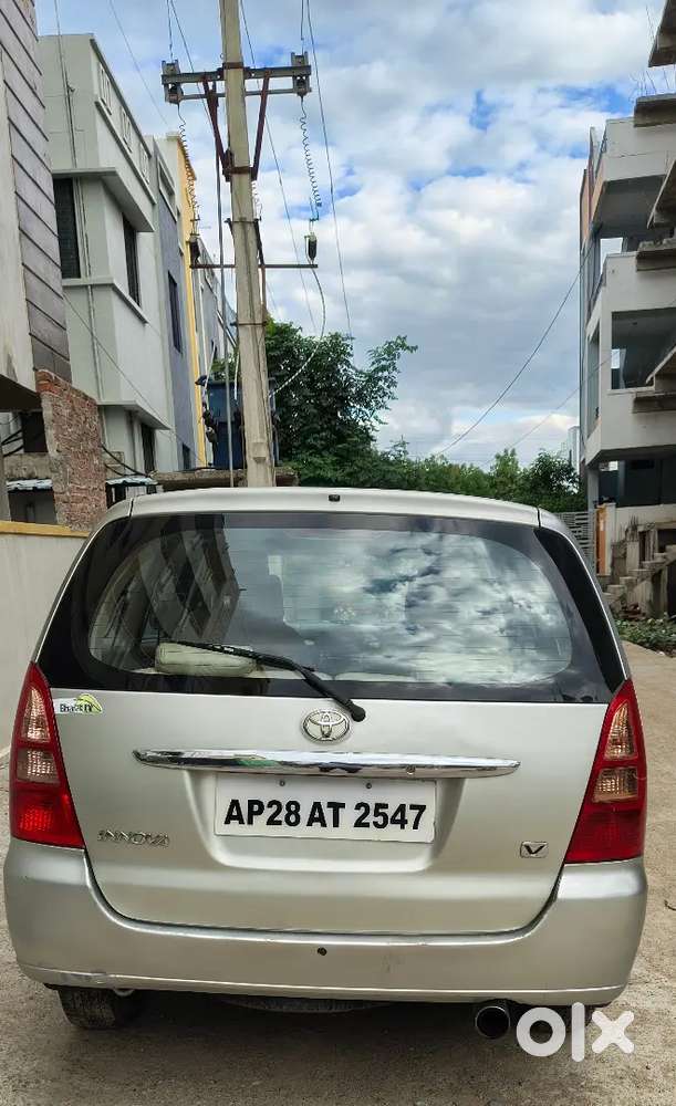 Toyota Innova 2006 Diesel 170000 Km Driven Good Condition Showroom Tra