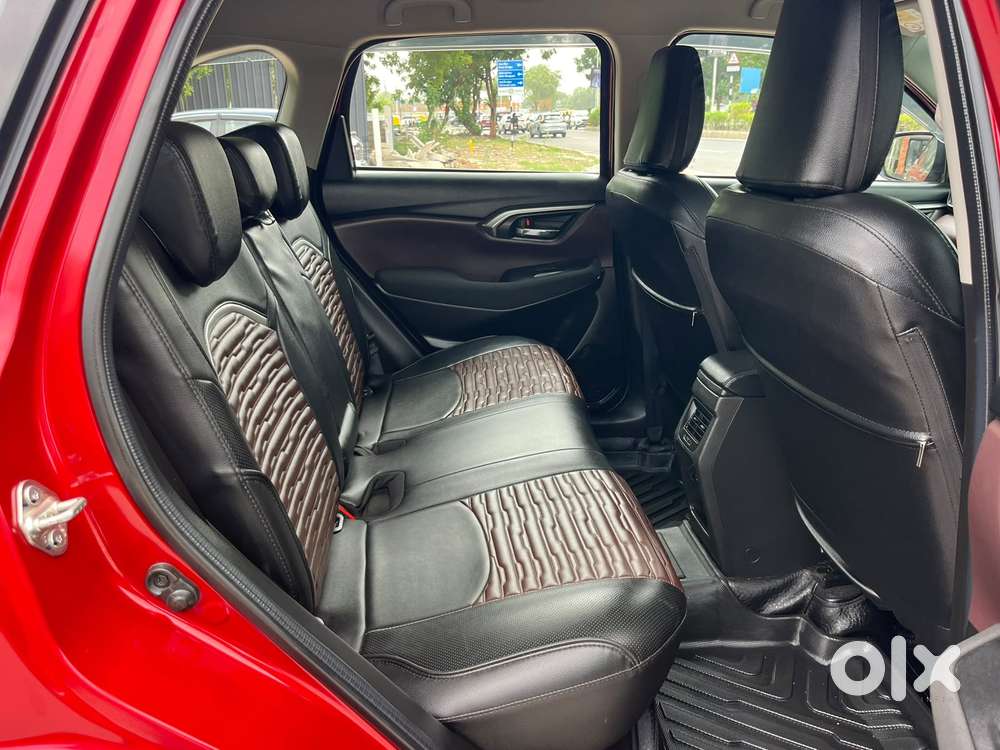 Maruti Suzuki Grand Vitara 1.5 Delta Smart Hybrid At, 2022, Petrol
