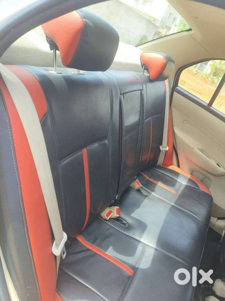Maruti Suzuki Swift Dzire Amt Vxi, 2017, Petrol