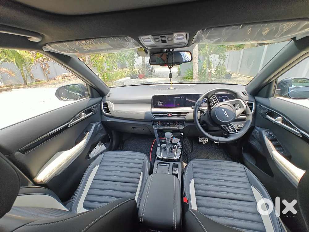 Kia Seltos 2025 Petrol 3380 Km Driven
