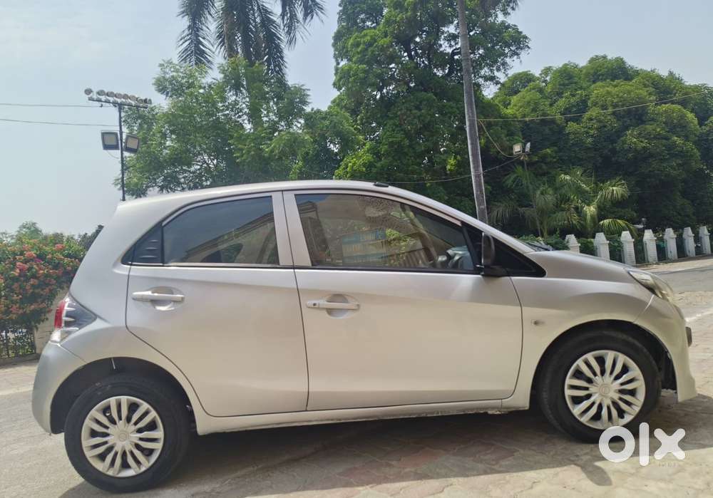 Honda Brio E Mt, 2012, Petrol