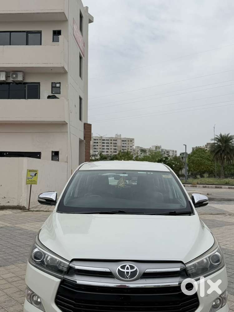 Toyota Innova Crysta Diesel 2017