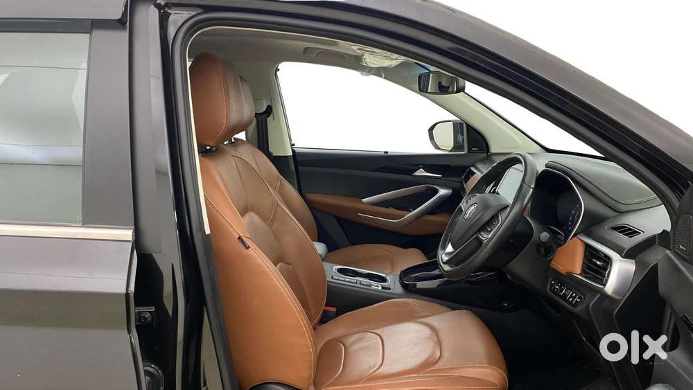 Mg Hector Plus 1.5 Sharp Turbo Cvt 6 Str, 2021, Petrol