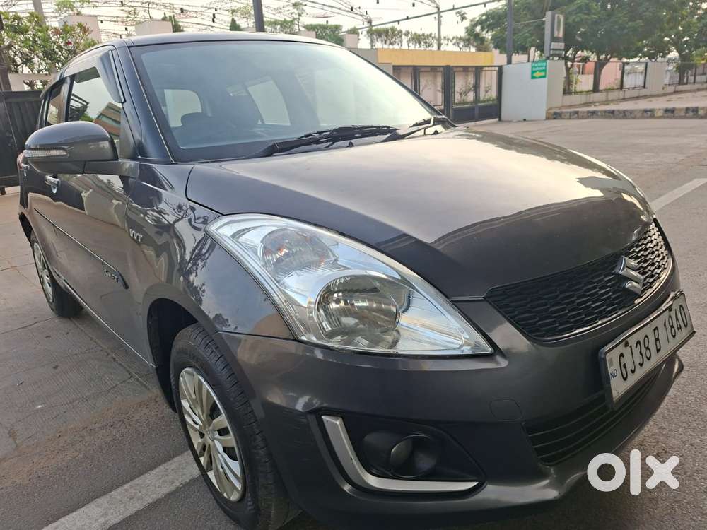 Maruti Suzuki Swift Vxi + Manual, 2017, Petrol