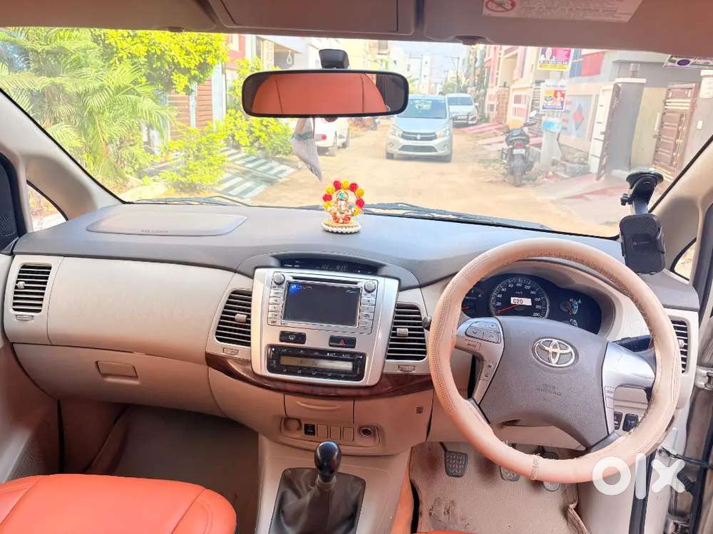 Toyota Innova 2013 Diesel 237000 Km Driven