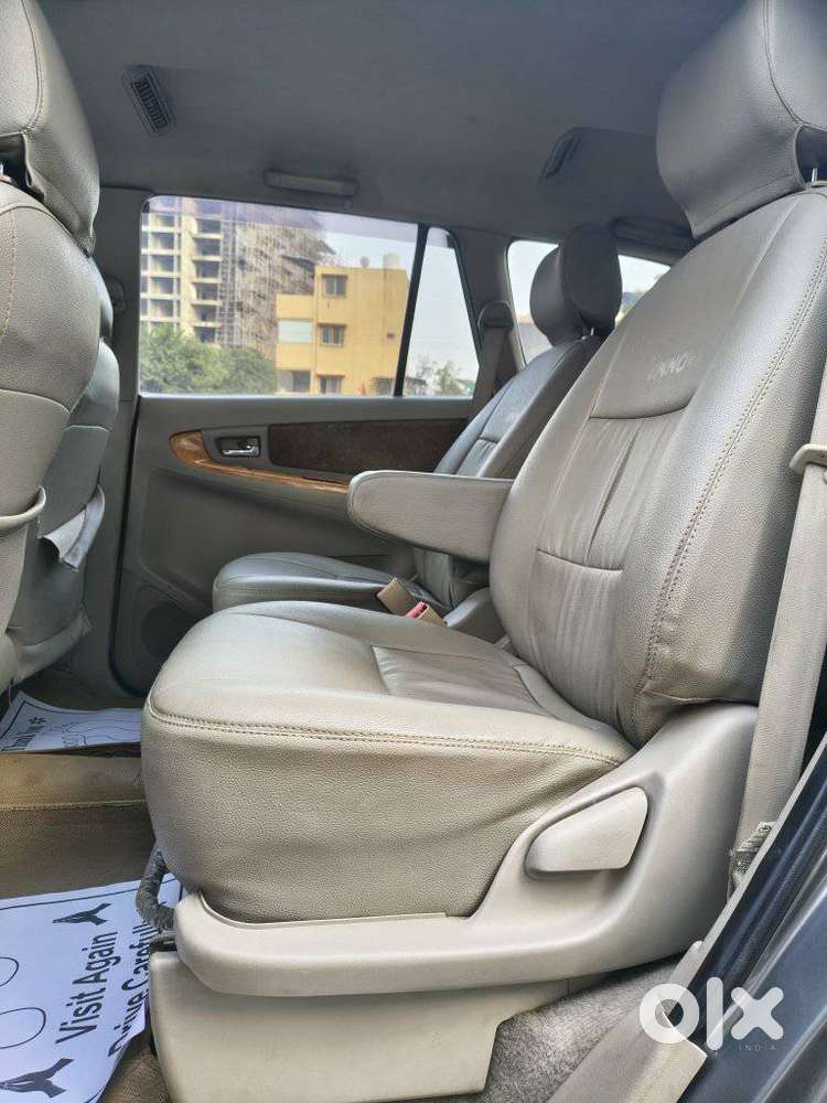 Toyota Innova 2.5 V 7 Str, 2011, Diesel