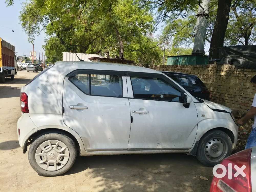 Maruti Suzuki Ignis Petrol 26000 Km Driven Cng Fitted On Paper