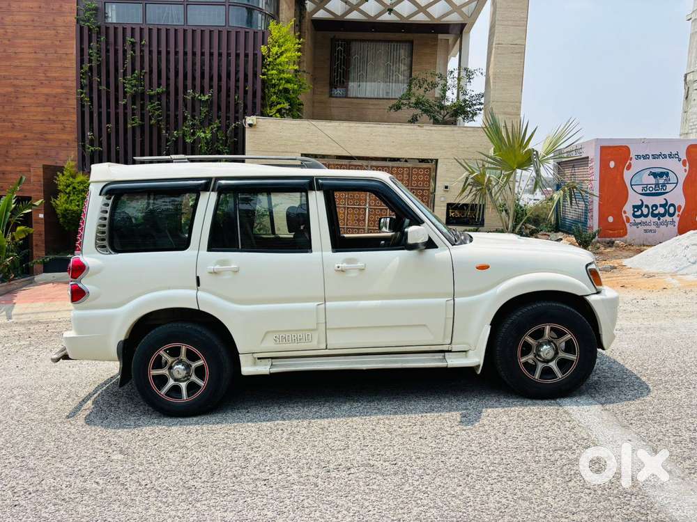 Mahindra Scorpio