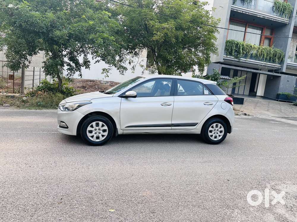 Hyundai I20 Sportz 1.2 Bs-iv, 2017, Petrol