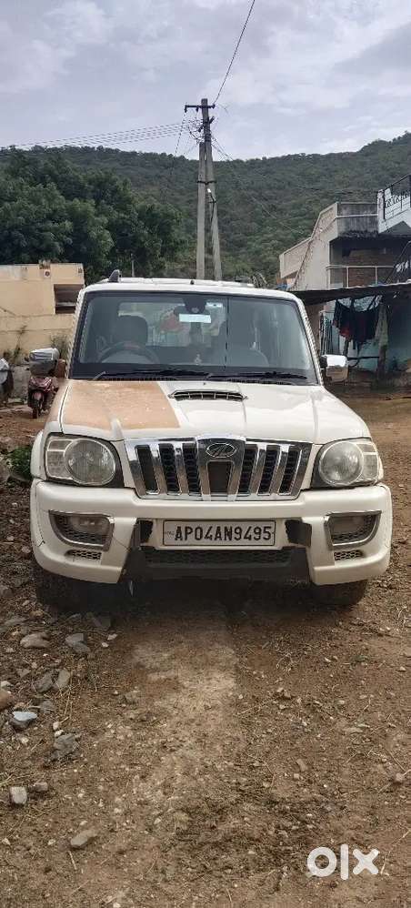 Good Condition Scorpio Vlx 2 Airbags Insurance Ok Tyres Okay Chill A/c