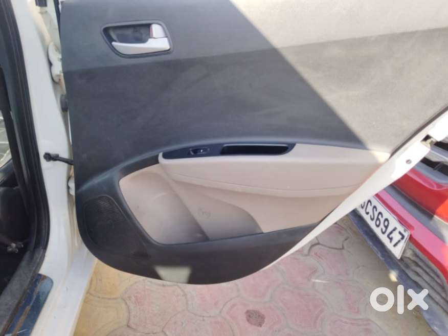 Hyundai I10 Sportz Option, 2017, Petrol