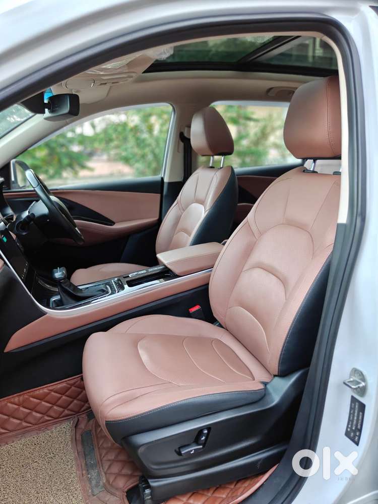 Mg Hector Plus Savvy Pro 1.5 Turbo Petrol Cvt 7 Str, 2023, Petrol
