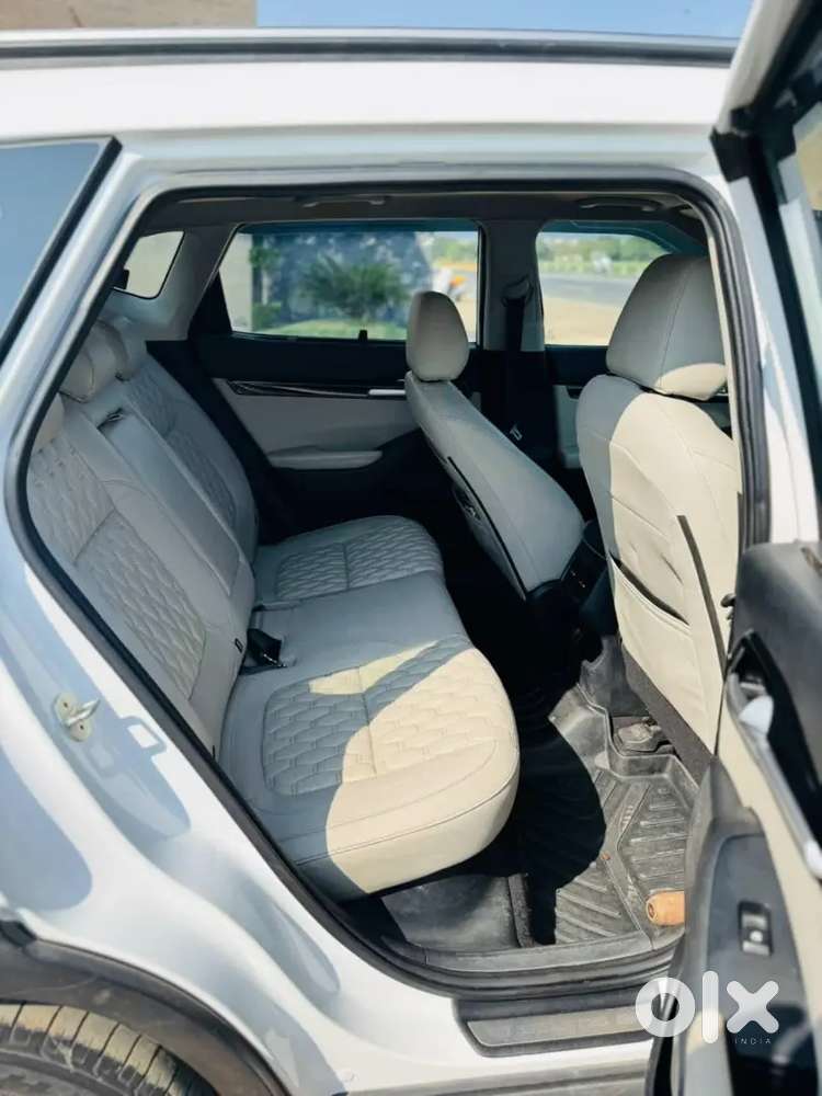 Kia Seltos Diesal Nit And Clean Condistion Just Tace And Drive