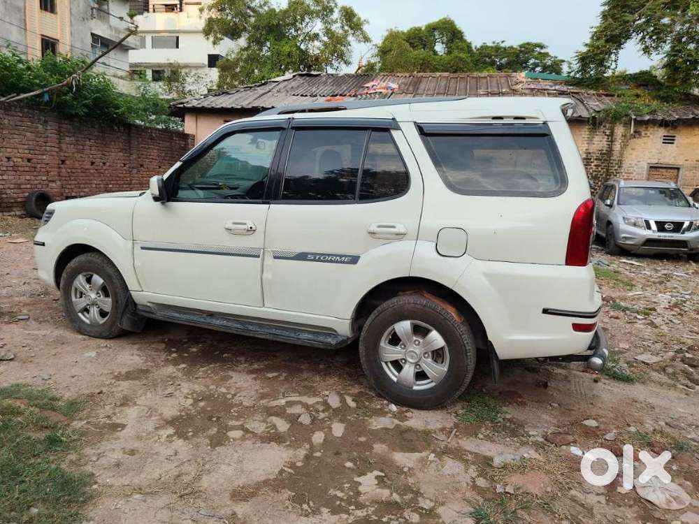 Tata Safari Storme Vx, 2018, Diesel