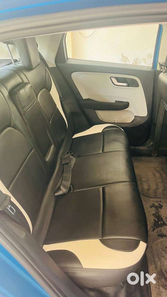 Tata Altroz Xz Petrol