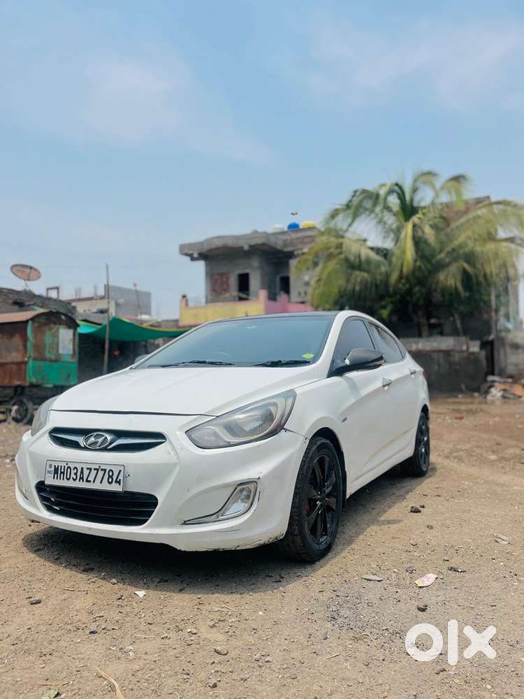 Hyundai Fluidic Verna 2011
