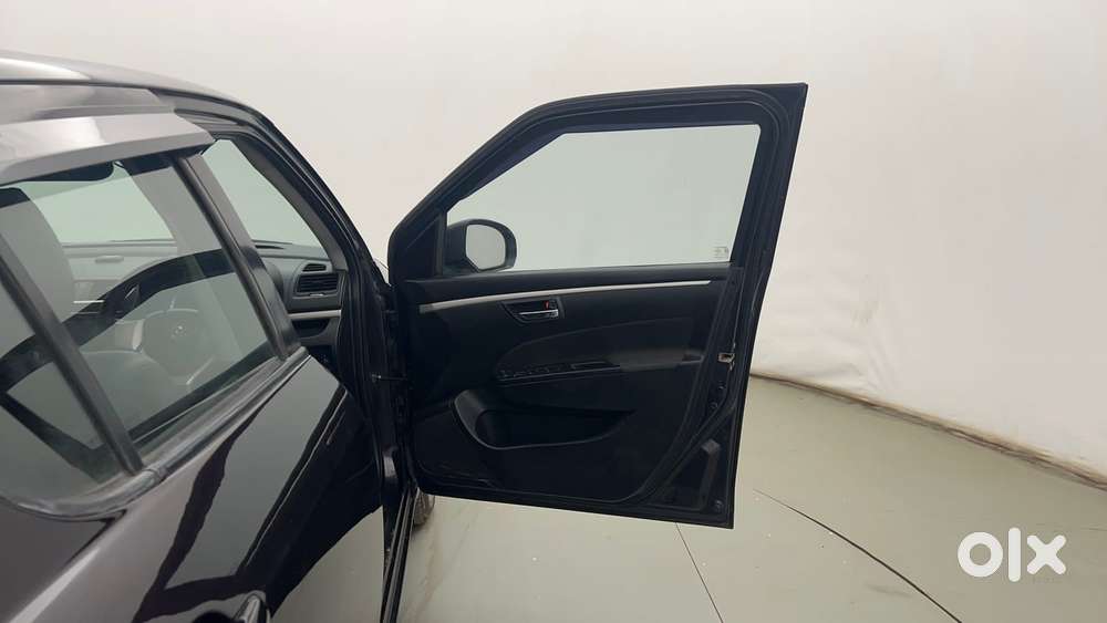 Maruti Suzuki Swift Vvt Vxi, 2016, Petrol
