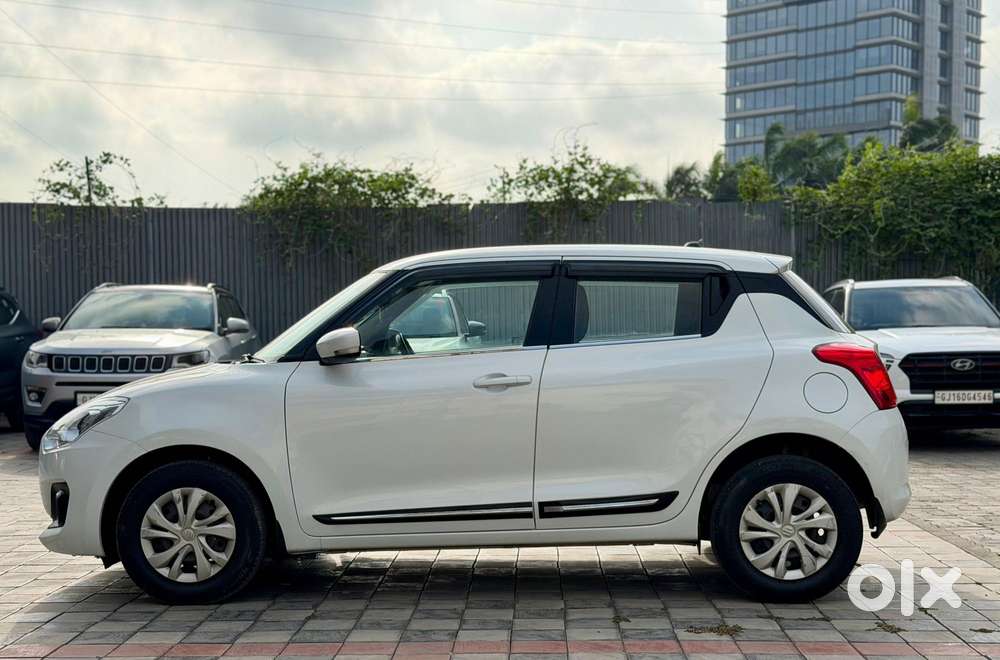 Maruti Suzuki Swift Vxi Optional, 2019, Petrol