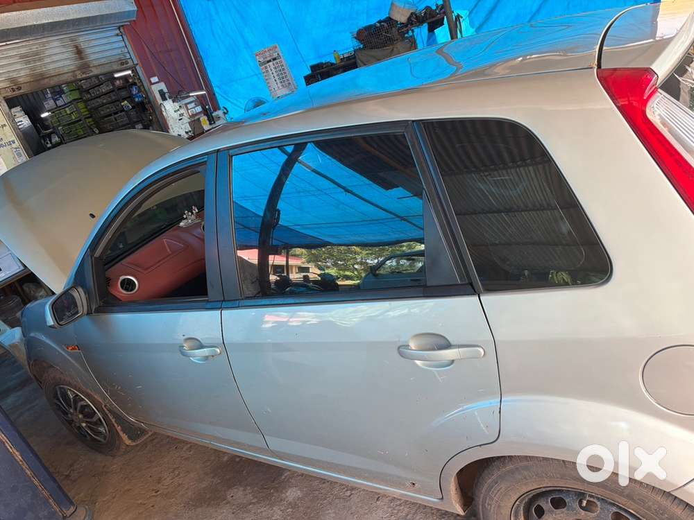 Ford Figo Petrol Manual 2010