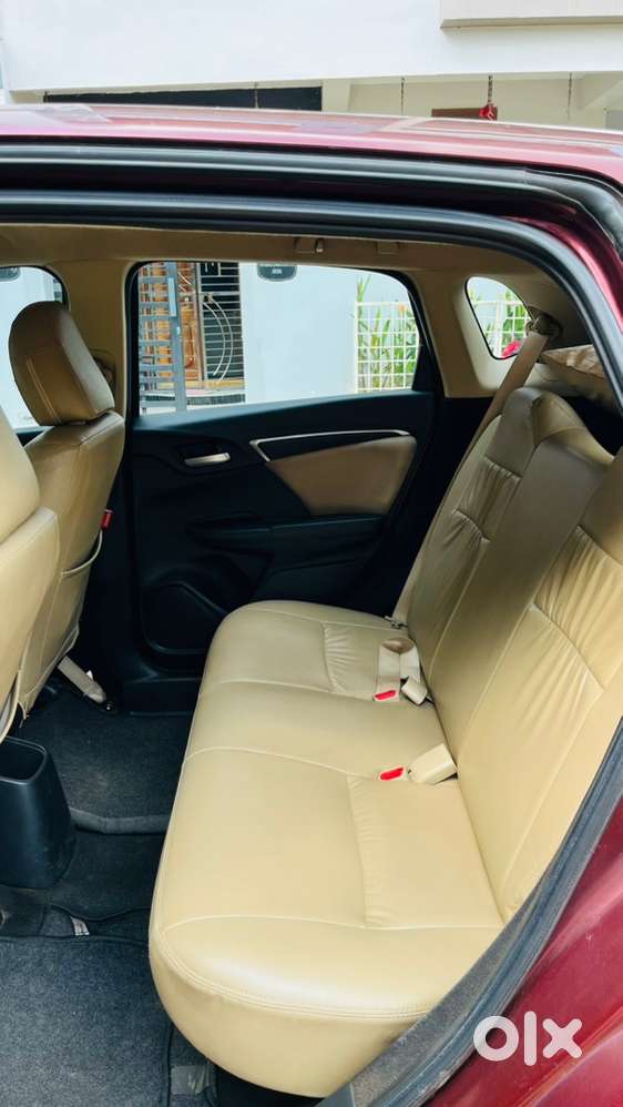 2015 Honda Jazz V Petrol Automatic