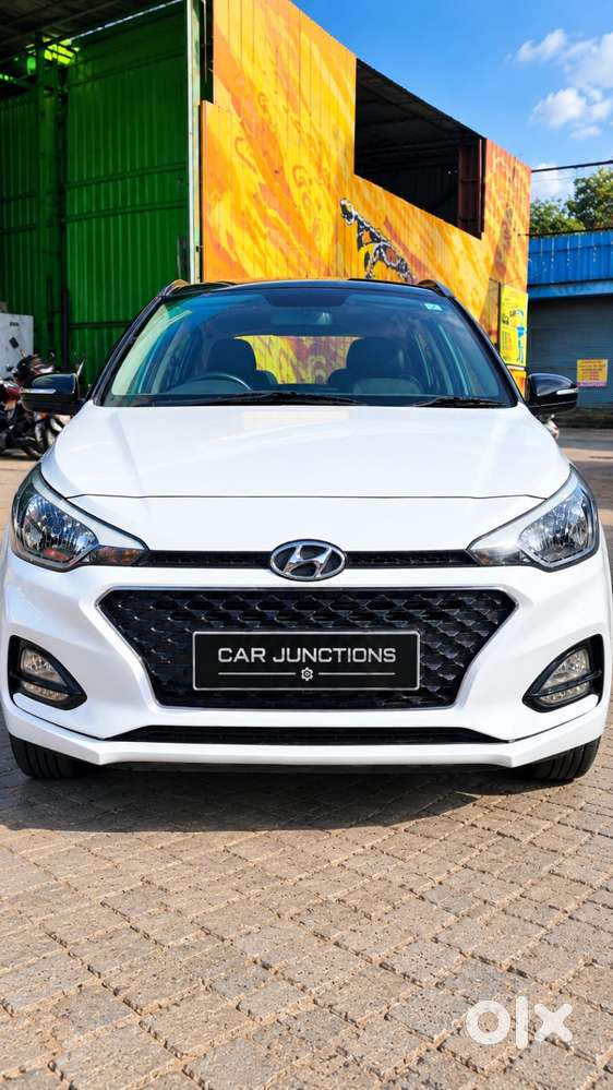 Hyundai I20 Sportz 1.2 Mt Dual Tone, 2020, Petrol