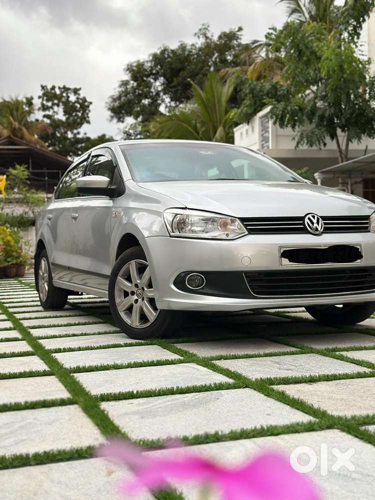 Volkswagen Car Manual 2011